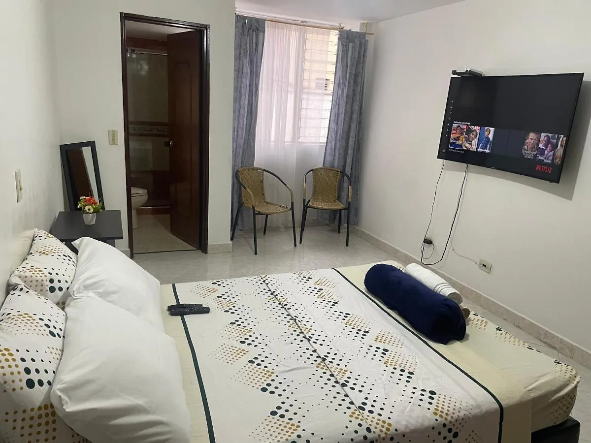 M&N Alojamiento Es Una Habitacion En Un Apto Medellin